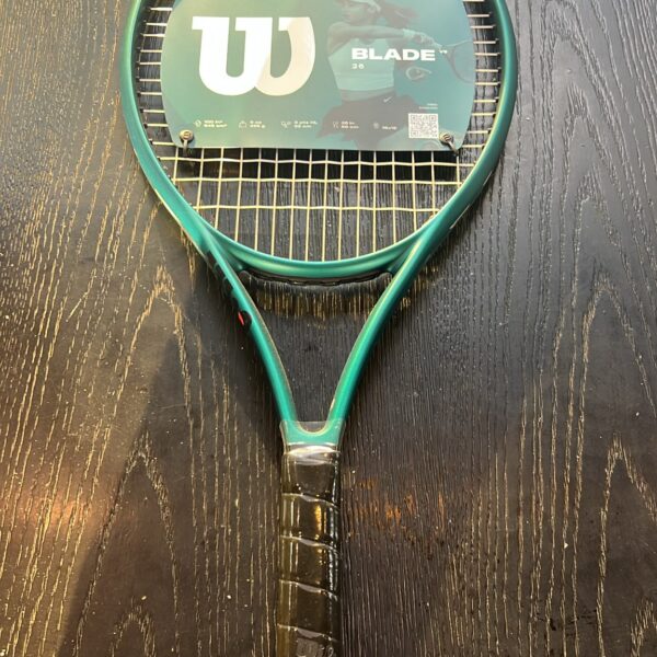 Wilson Blade V9 Çocuk raketi